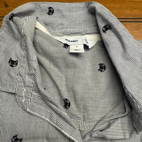 Old Navy  Classic Shirt Womens Small Blue White Stripe Cat lady Print Button Down