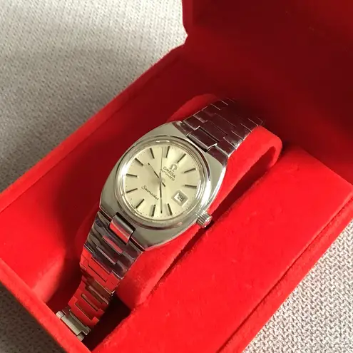 Ladies OMEGA SEAMASTER AUTOMATIC watch🔥🔥 Silver