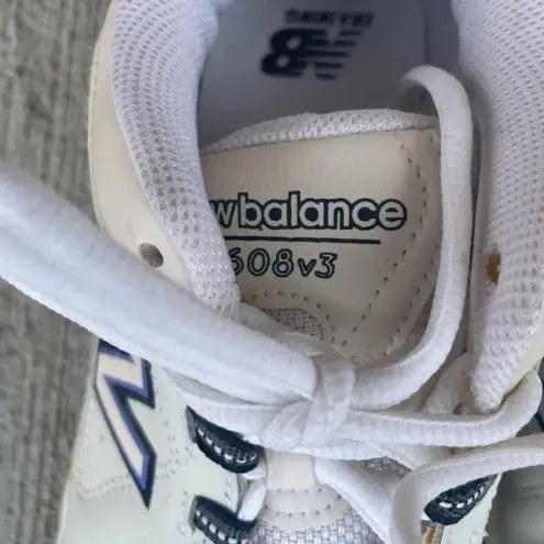 New Balance  Shoes Womens Size 10 608V3 White Walking Comfort Lace Up WX608V3W