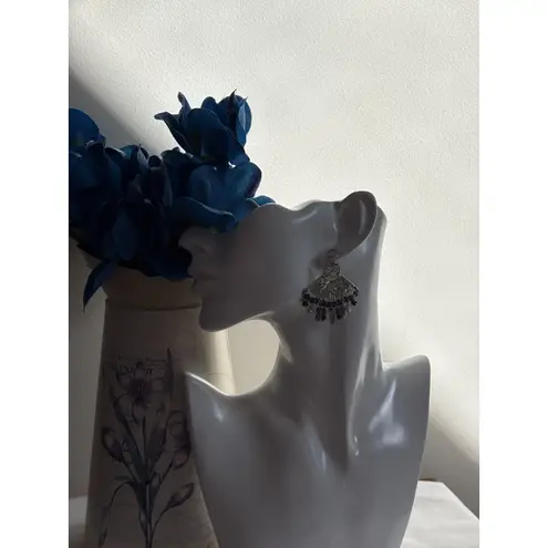 Catherines Beaded Chandelier Earrings NWT – 2"