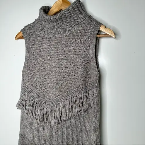 Anthropologie Nomad Morgan Carper  Vesper Gray Fringe Longline Sleeveless Sweater - Image 6