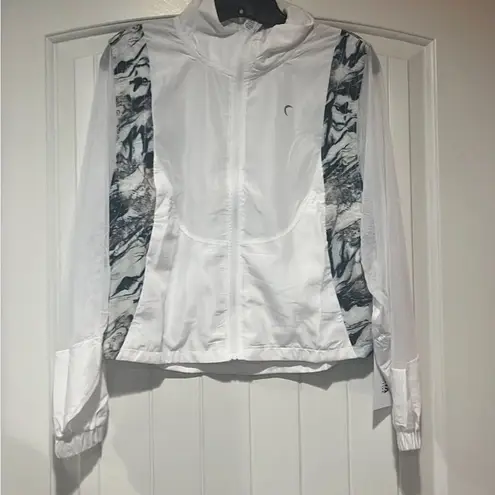 Zyia  Workout jacket NWT C17