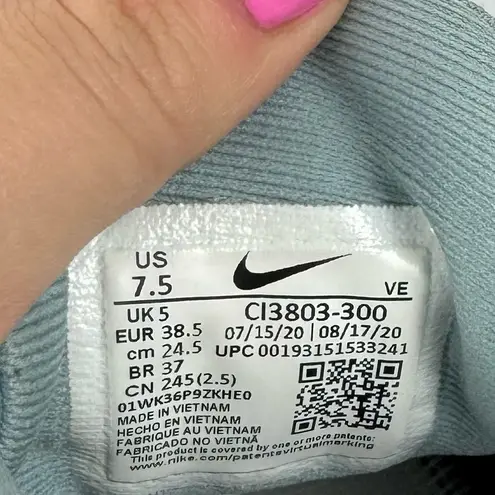 Nike  Quest 2 Athletic Running Shoes Sz 7.5 Blue Green