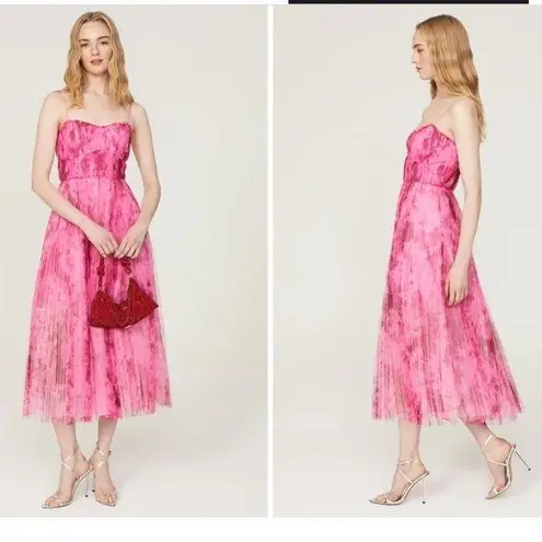 Monique Lhuillier ML
Tulle Dress