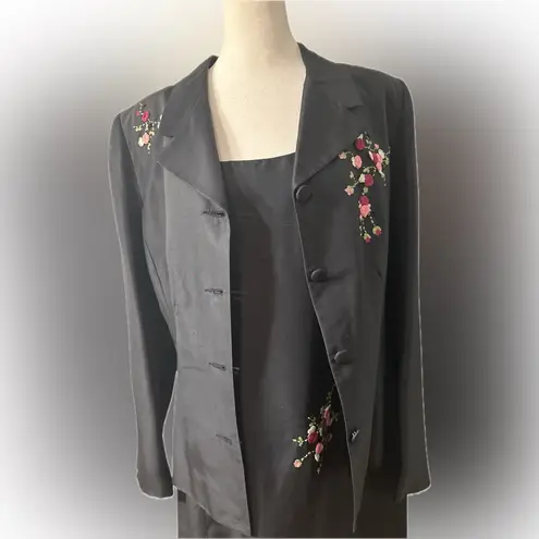 Tina Hagen L A Size 12 Vintage Silk Dress suit Black
