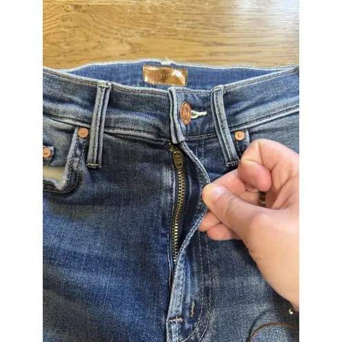 MOTHER Denim The Insider Crop Step Chew Jeans in Dancing on Coals (size 23) Blue