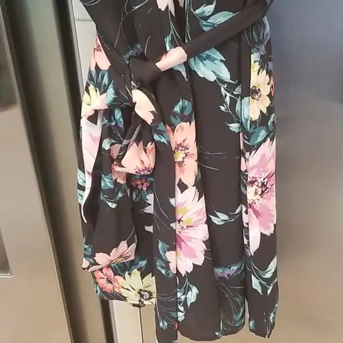 Yumi Kim 💕💕 Lotus Floral Romper ~ Wild Rose Black