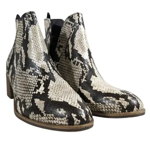 Dr. Scholls Teammate Snakeskin Ankle Booties - Size 6.5M