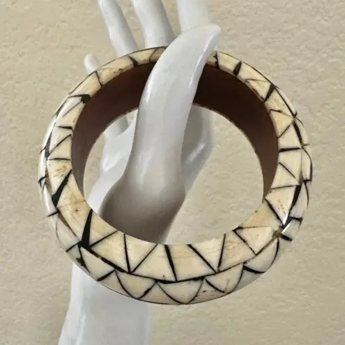 Vintage Bone Inlay & Wood Chunky Bangle – Geometric Triangle Mosaic, Boho Statem