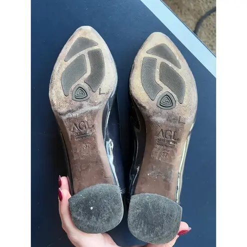 AGL Designer Pointed Toe Fringe Career Flats Navy Gold Leather Italian Size 6.5 Blue