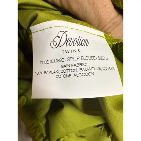 Devotion Twins Ianthi Top in Dark Lime NWT Sz. S Green