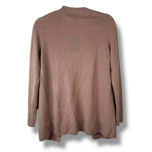 C by Bloomingdales NWT Sesame Grandmother Cashmere V