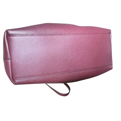 Alexander McQueen NWT T-Bar Sling Leather Tote in Cranberry - Image 11