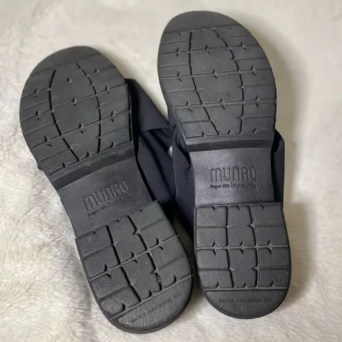 Munro Dekkie Black Slide Heeled Sandal Size 10 EUC