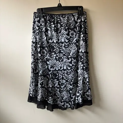 Wrapper Y2K Floral Black and White Skirt