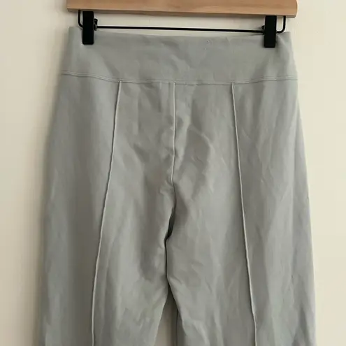 Athleta  Eastbound Wide Leg Pant Women’s 2 Grey Zip Pockets Pants Elastic Waist