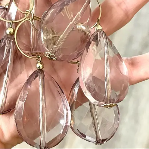 Gold tone large bead statement necklace