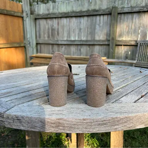 Aquatalia NWOT Caprie Suede Heeled Penny Loafers‎ by size 8.5