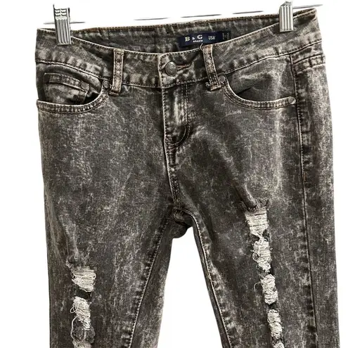 B&G Women's Skinny Distressed Acid Wash Jeans Black Size 26