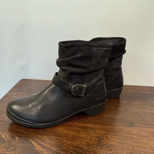 Bogs Women’s Cassie low waterproof leather black boot size 8.5