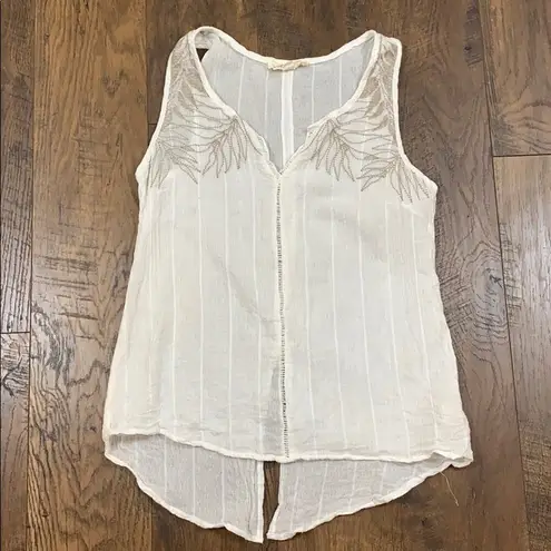 Lovestitch front embroidered leaves tank