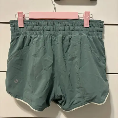 Lululemon  Choose a Side Short Reversible 3"
Tidewater Teal / Springtime - Image 4