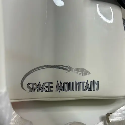 Lounge Fly Disney Parks Mickey Mouse The Main Attraction Space Mountain Backpack