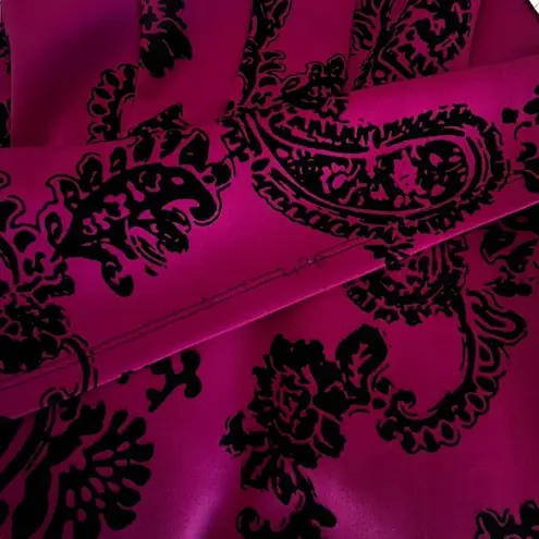 Enfocus Studio hot pink and black paisley pleated dress