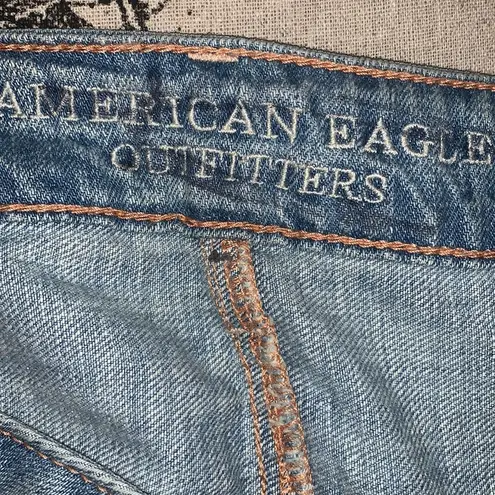 American Eagle  Tomgirl Ripped Jeans 10