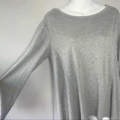 A’REVE Grey Plaid Tie Back Sweater Size Large Gray