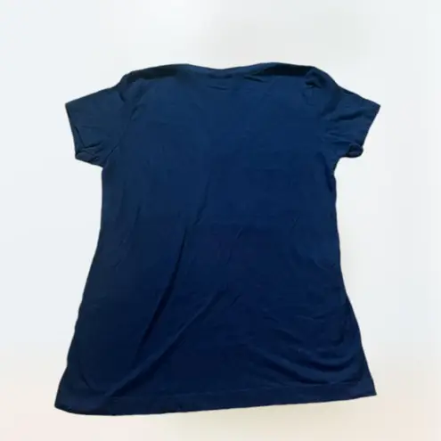 Y2k 2000s New York New York Las Vegas hotel and casino navy v neck t shirt M Silver Size M