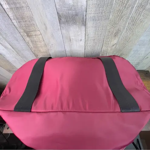 Mondani New York WeekenderTote/Duffle/Gym Bag Holds Sneakers & Yoga Mat …