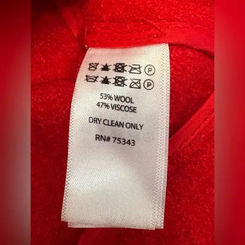 Tahari Wool Blend Red asymmetrical Jacket Womens size XS. NWT