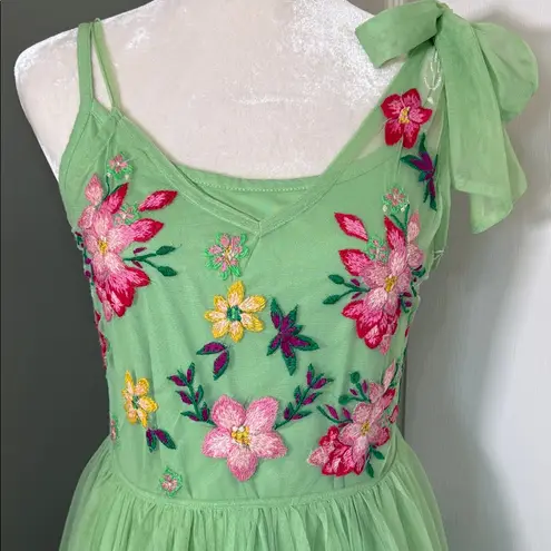 ASOS  Maternity Embroidered Mesh Midi Dress Green Floral Size 6