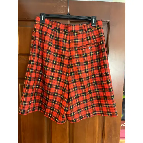 Vintage Eagles Eye scotch plaid, golf shorts, small Red