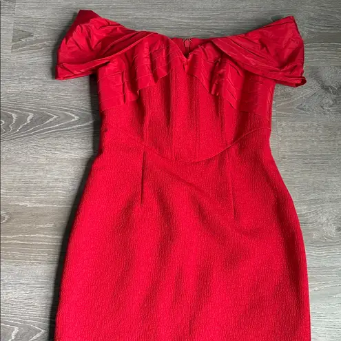 REBECCA VALLANCE Chiara off