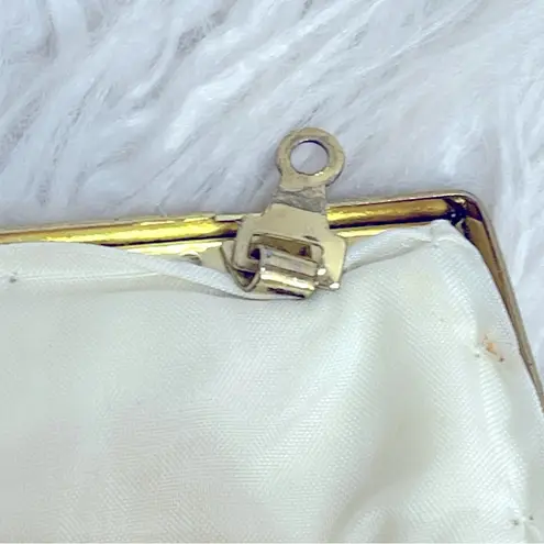 Vintage Look Pearl Color Seeded elegant cocktail bag purse Gold