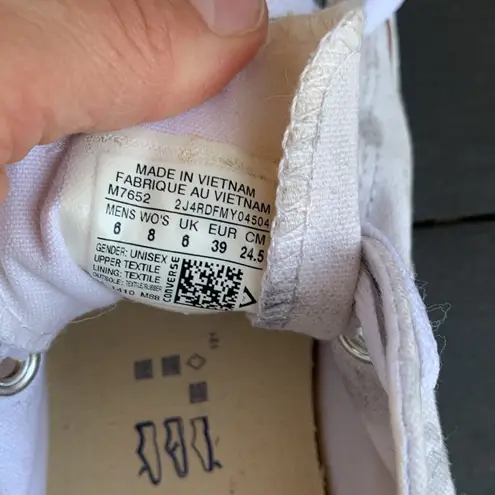 Converse  Animal Print Low Top Sneakers Size 8