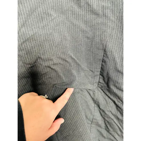 Moon River Gray Pinstripe Double Layered Front Button Blazer Jacket sz Medium