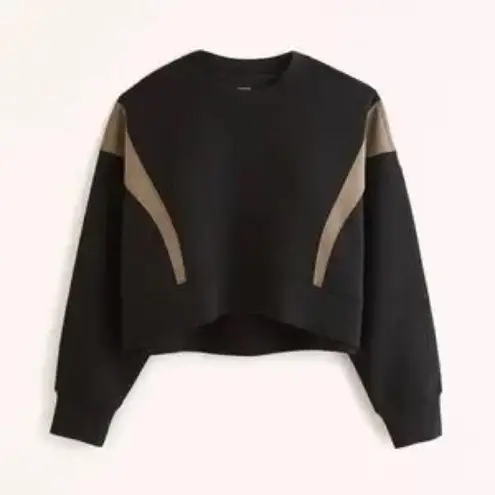 Abercrombie & Fitch  YPB NeoKnit Mini Crew in Black thumbnail 3