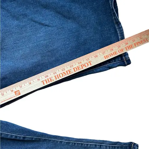 Lane Bryant  Mid-Rise Super Stretch Pedal Crop Jeans Size 28