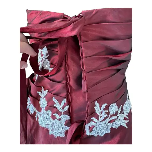 Burgandy Ball Gown Sweetheart Beading Long Taffeta Quinceanera Dress size Medium