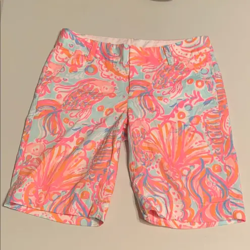 Lilly Pulitzer  Too Much Bubbly Chipper Bermuda Preppy Shorts 2 Fish Shells Pink