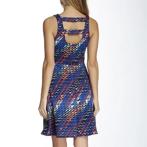 Bobeau Chervon Printed Fit & Flare Dress Back Cutout Sleeveless Womens S…