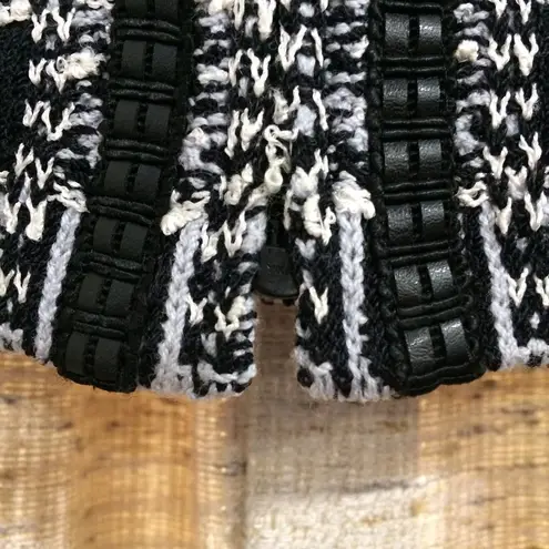 St. John Collection Knit Cropped Jacket