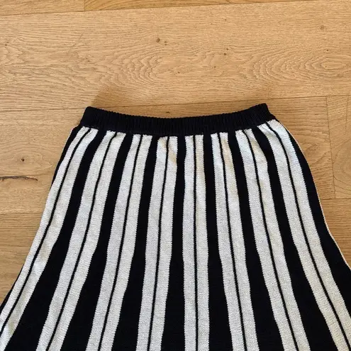 Cupshe  x Renee & Elisha Herbert Maxi Skirt Mix & Mingle Size est XS Black Cream