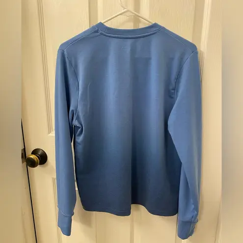 Under Armour  Women’s Blue Long Sleeve Performance Tee size small - Image 3
