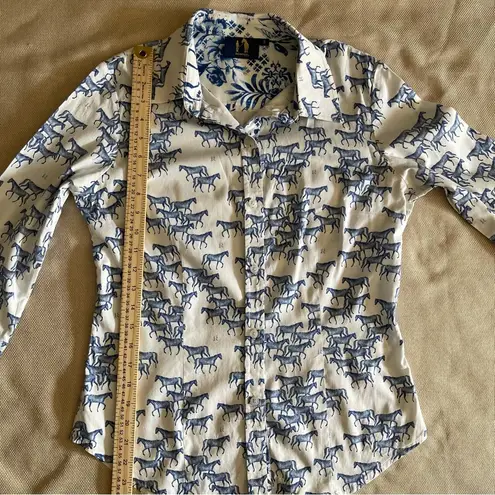 Rönner Horse Print Blouse Sz 8 Equestrian Button Down Shirt Horse Lover Barn Blue