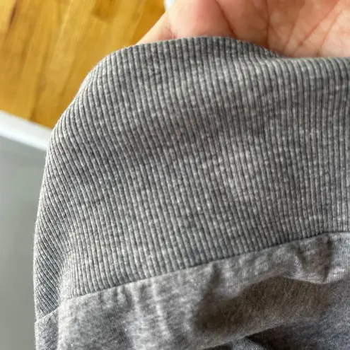 Gray Pajama Top With Pink Floral Applique 3/4 Sleeves Cozy Loungewear NWT Size L