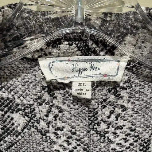Hippie Rose  Button Down Snake Print Top Button Down Gray Women’s Size XL - Image 7